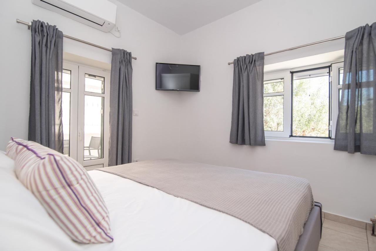 Antheon Apartments فاثي المظهر الخارجي الصورة